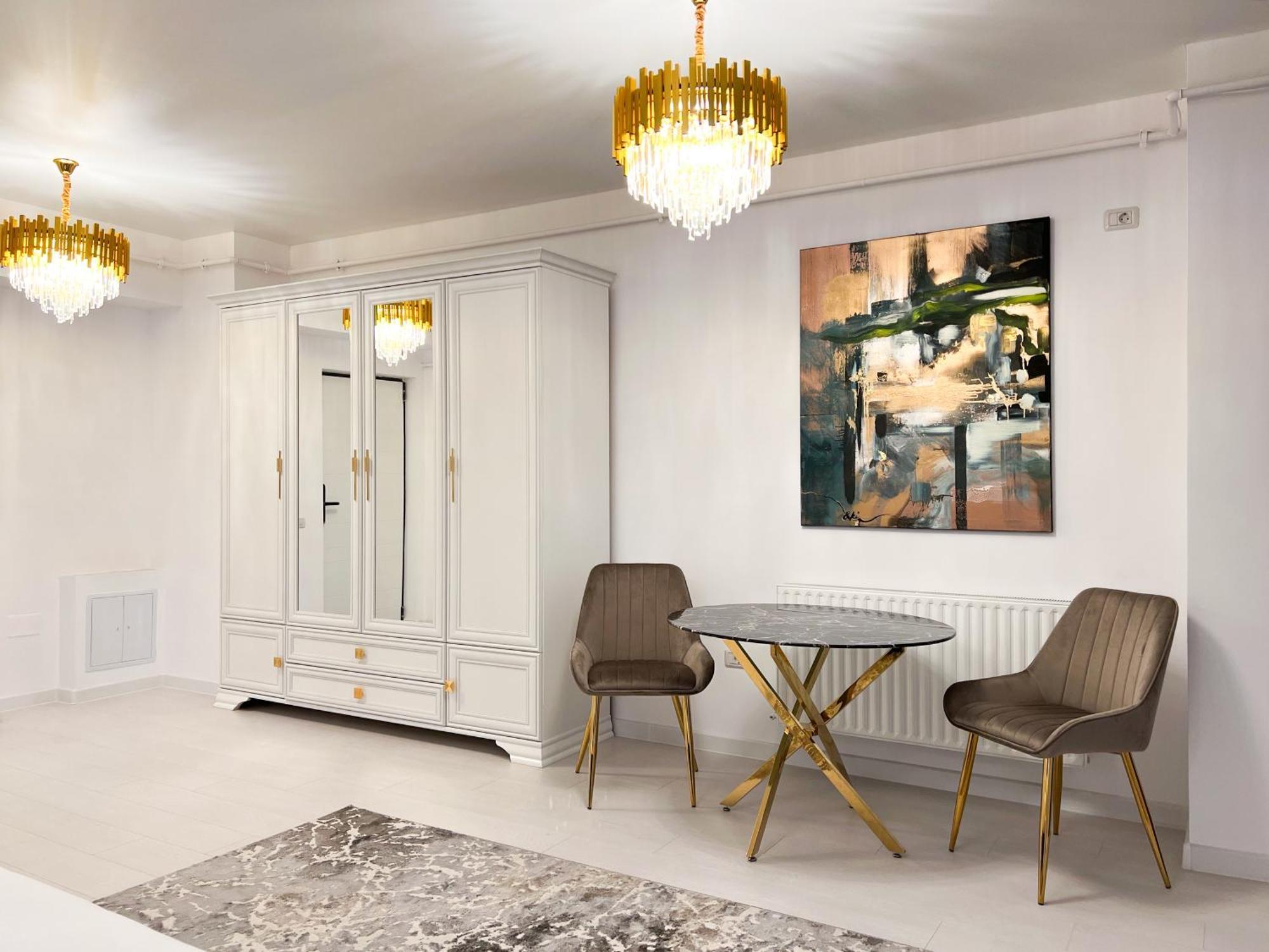 Happy Studio By Rh Living ブカレスト エクステリア 写真